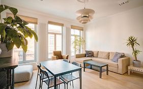 The Bright Stone Lodge. Heart Of Antwerp
